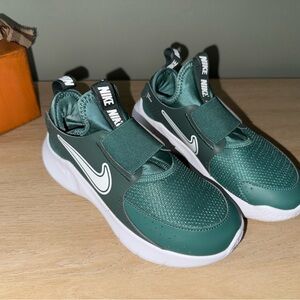 Nike Kids Forest Green Sneakers